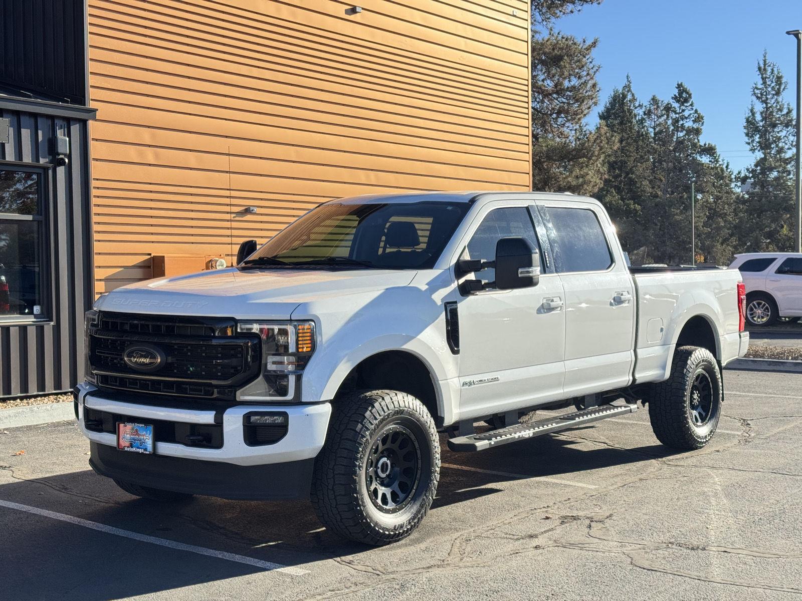 2021 Ford F-350 Super Duty Lariat Crew Cab 4WD
