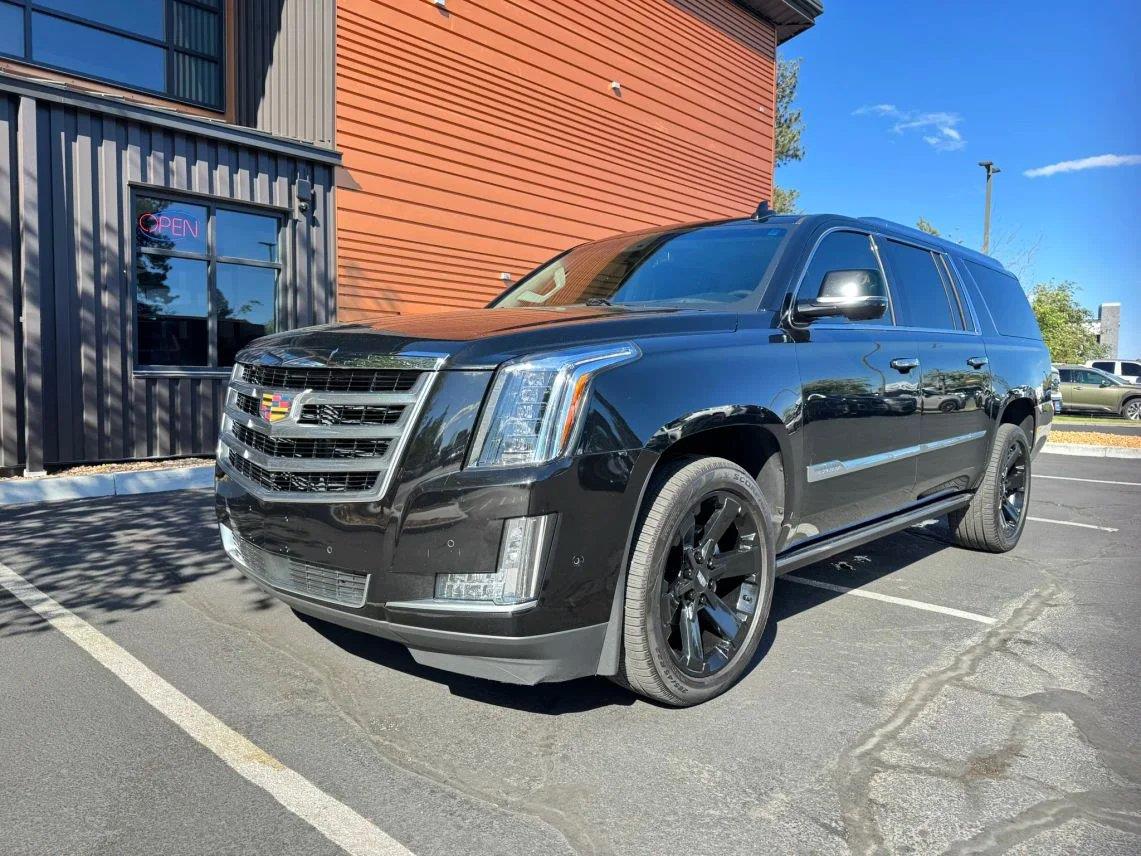  2019 Cadillac Escalade ESV Premium Luxury 4WD   