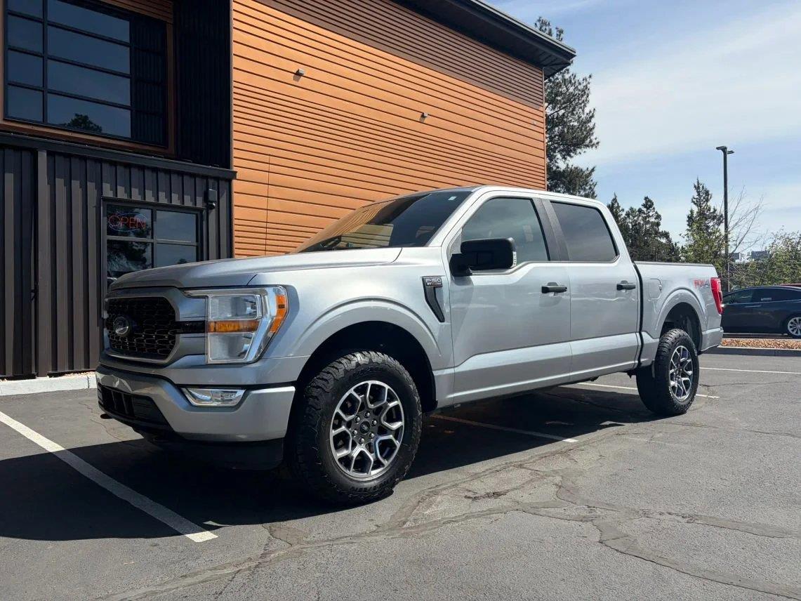 2021 Ford F-150 Plata (Iconic Silver) Camioneta Todo terreno Automática