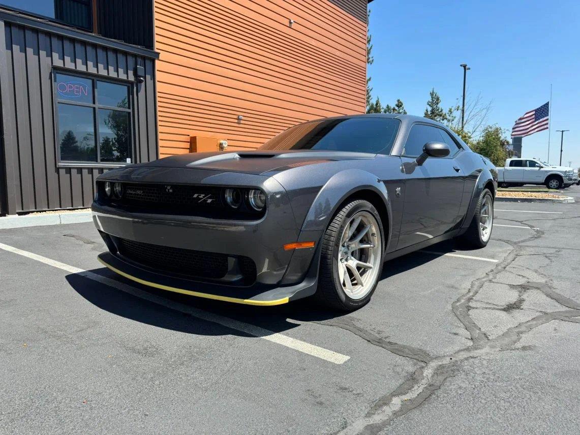 Gray (Granite Pearlcoat) 2020 Dodge Challenger Coupe Rear-Wheel Drive 8-Speed Automatic