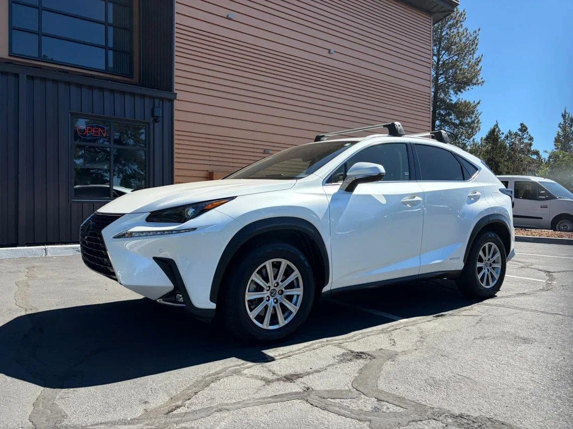 2020 Lexus NX Hybrid Blanco (Eminent White Pearl) SUV/Crossover Tracción en las cuatro ruedas Transmisión variable continua