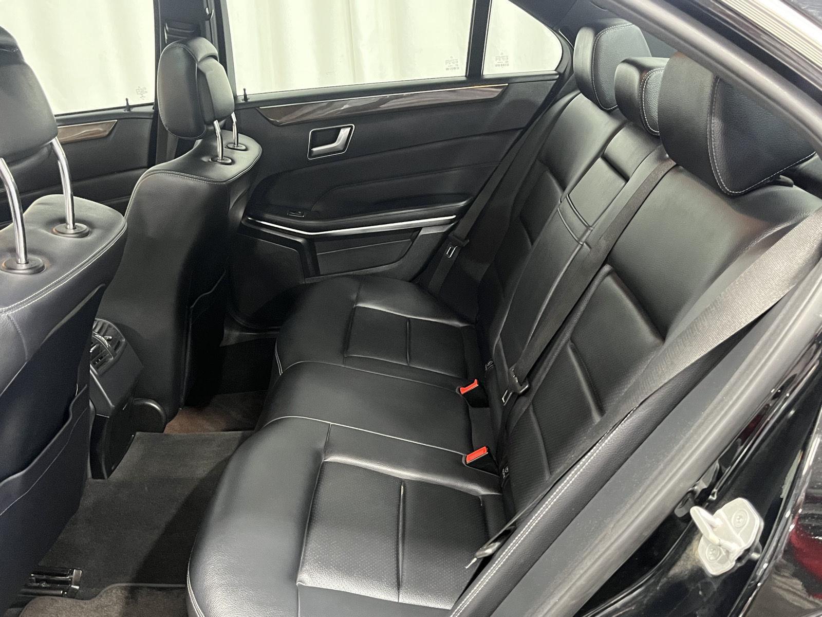 2014 Mercedes Benz E photo 5