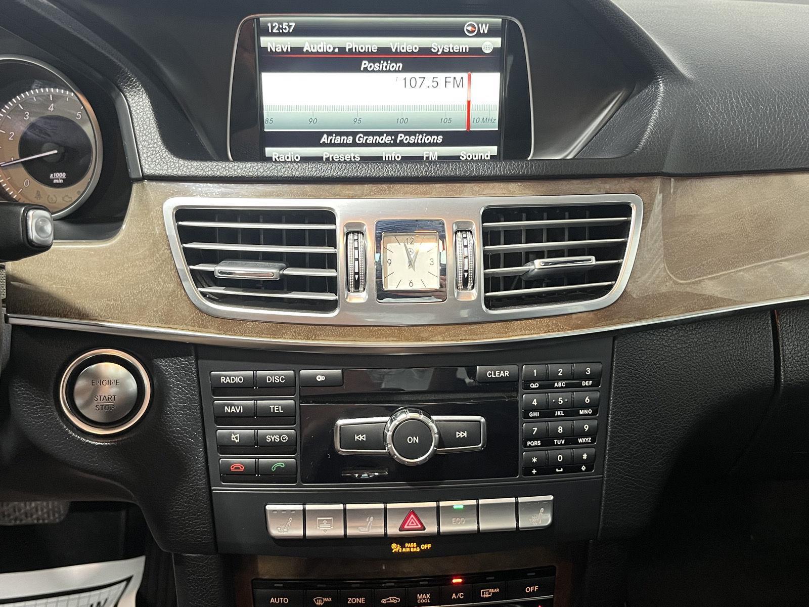 2014 Mercedes Benz E photo 9