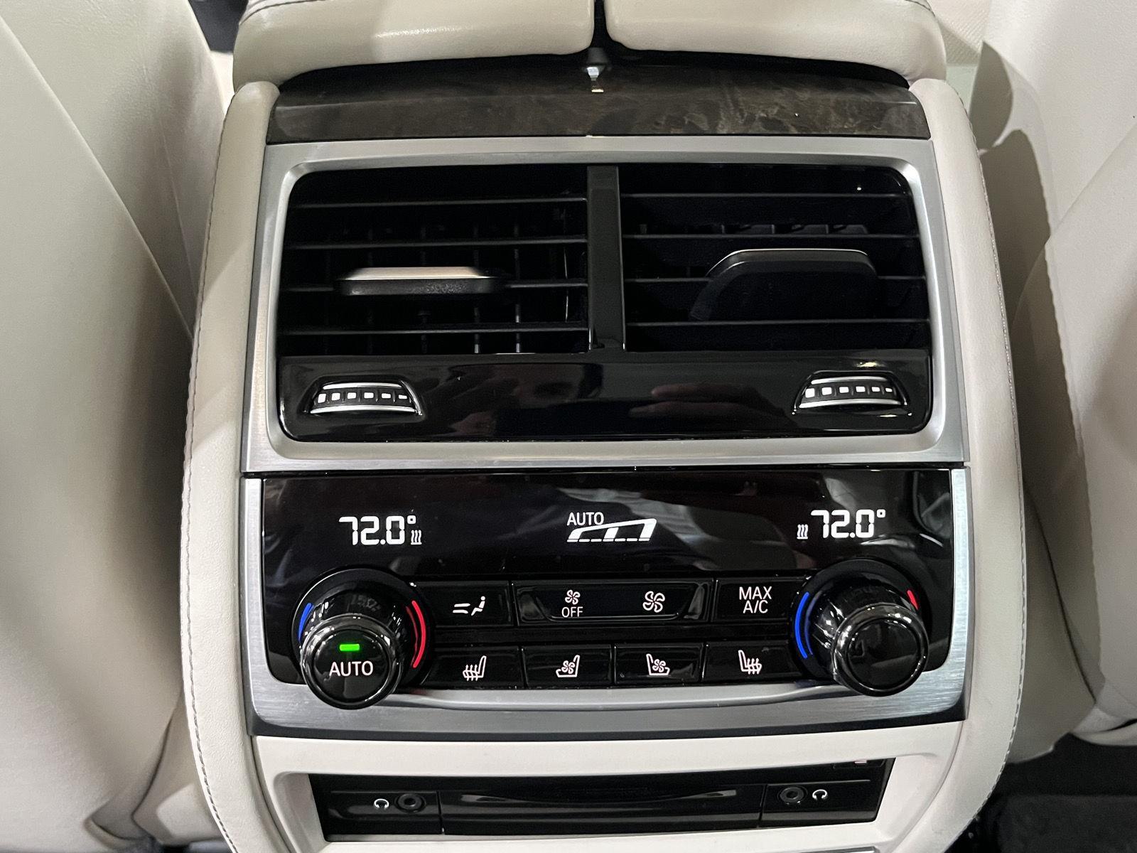 2016 Bmw 750i xDrive photo 10