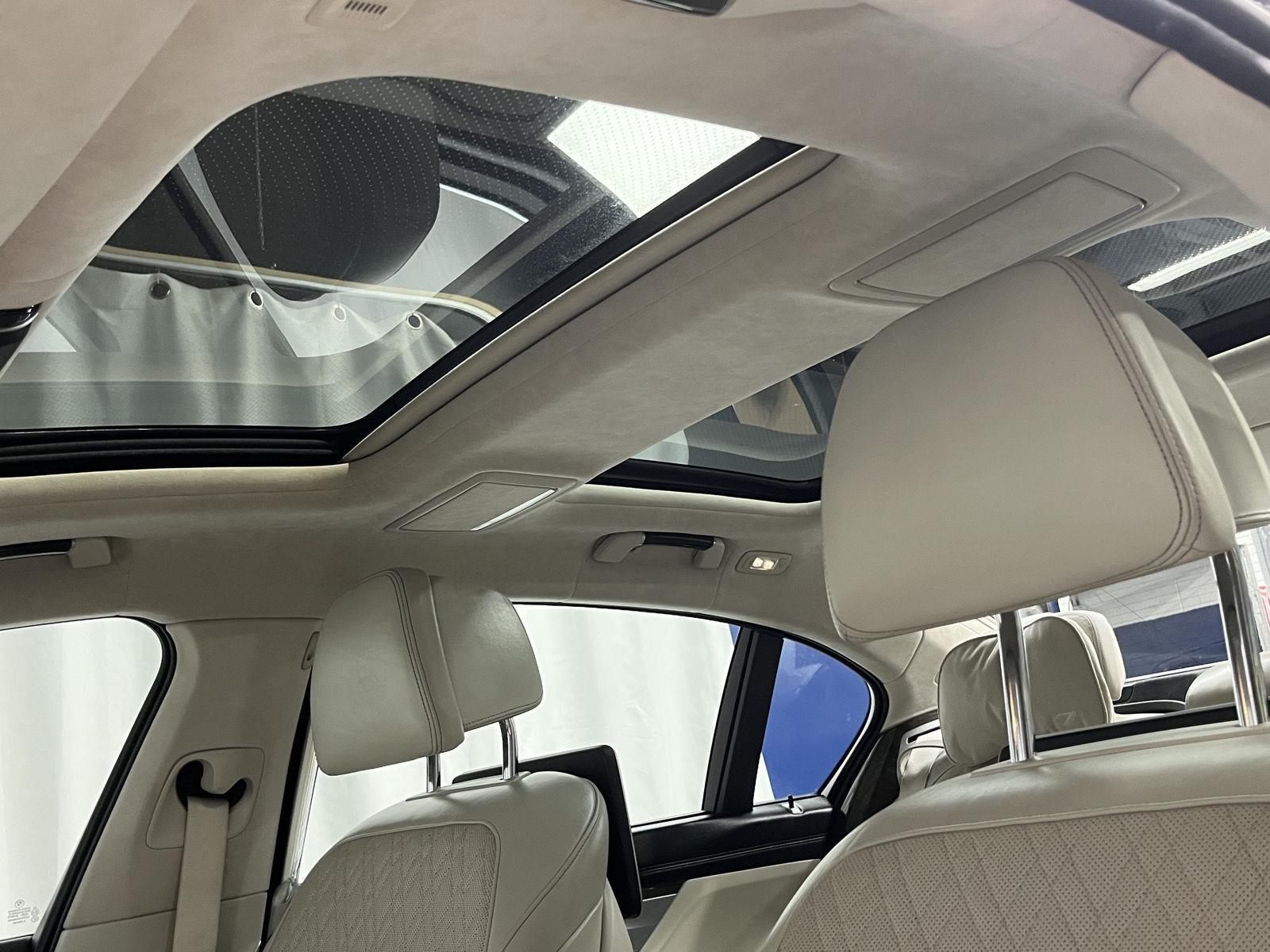 2016 Bmw 750i xDrive photo 15