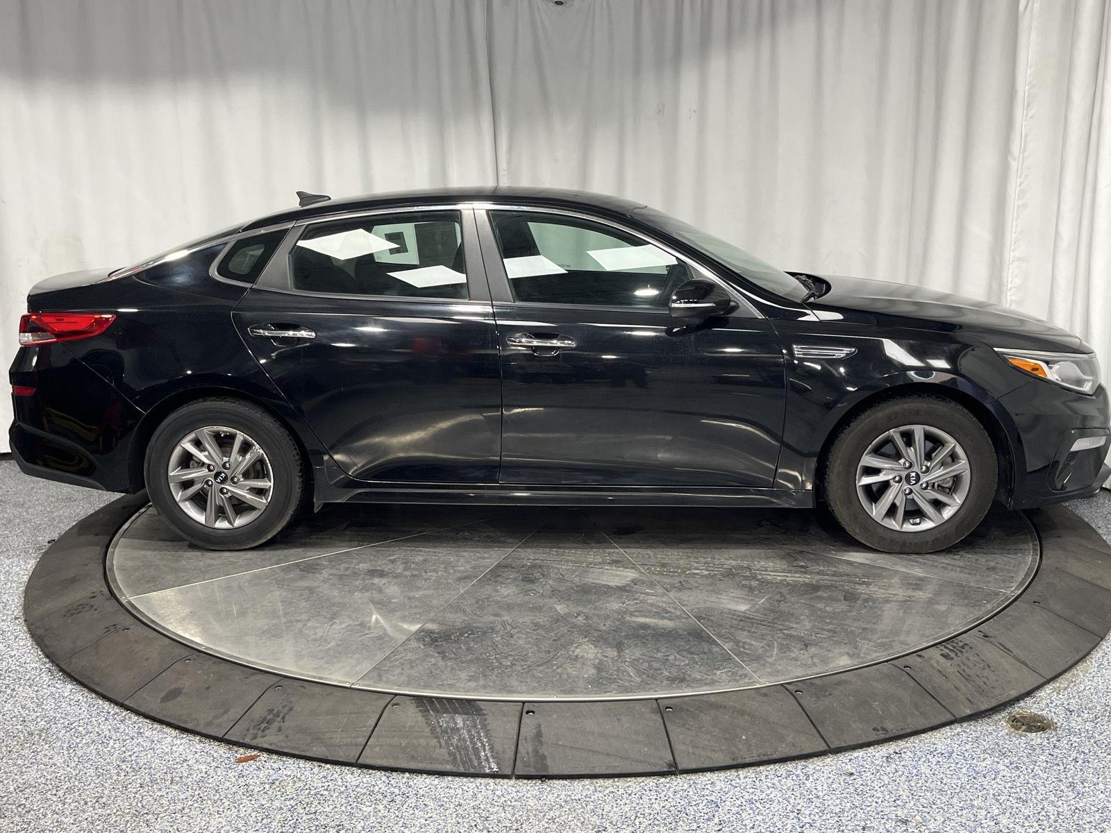 2020 Kia Optima LX photo 8
