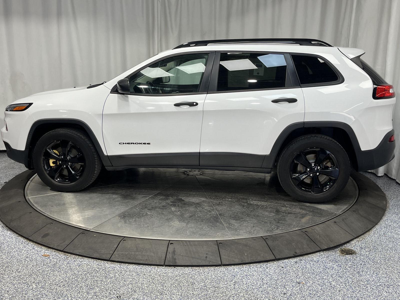 2017 Jeep Cherokee Altitude photo 4