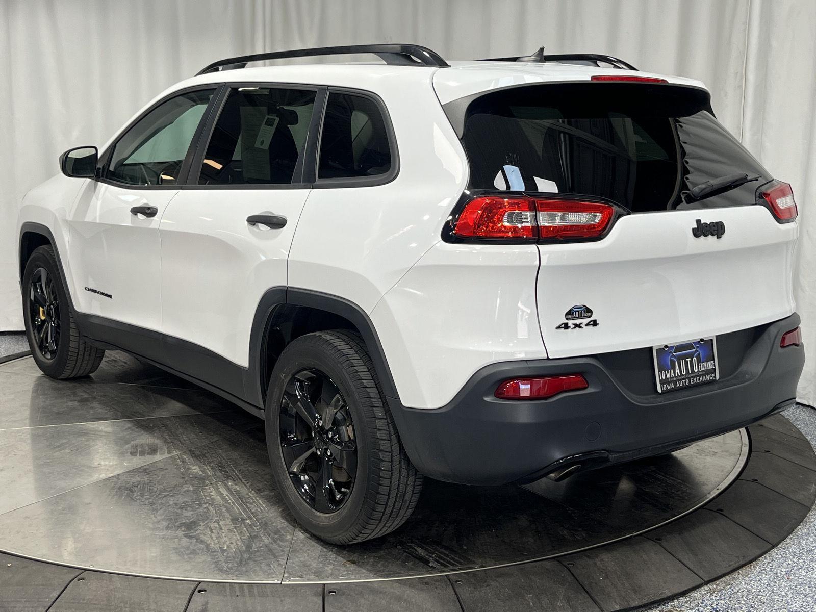 2017 Jeep Cherokee Altitude photo 5