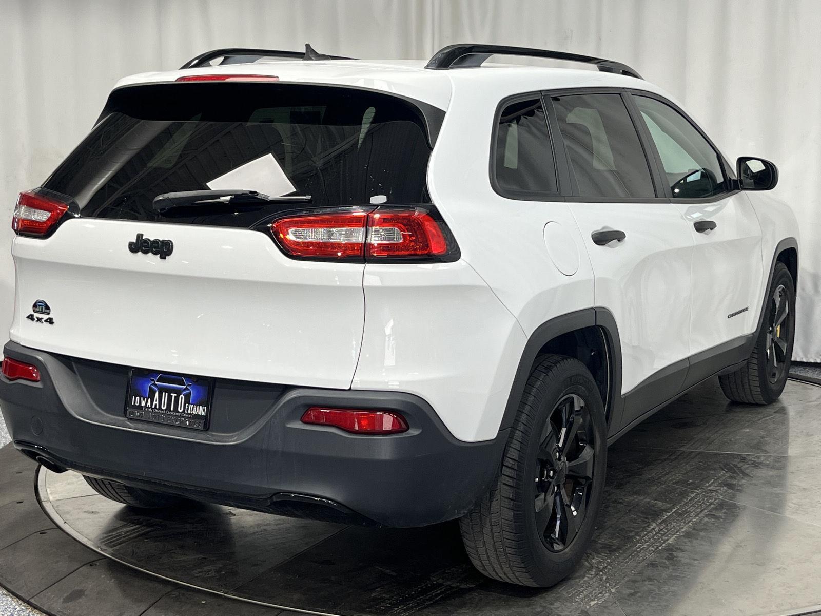 2017 Jeep Cherokee Altitude photo 7