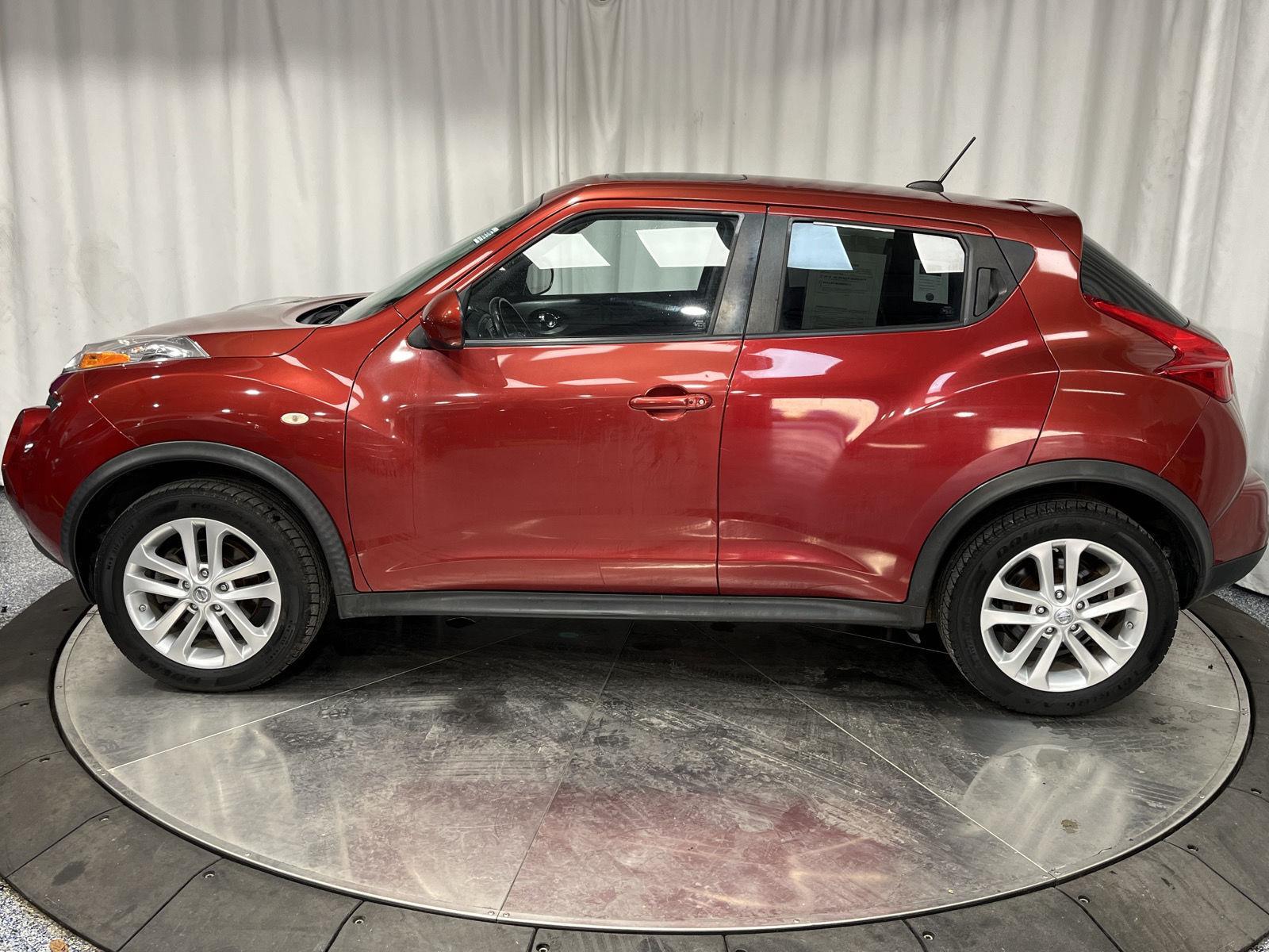 2012 Nissan Juke SV photo 4