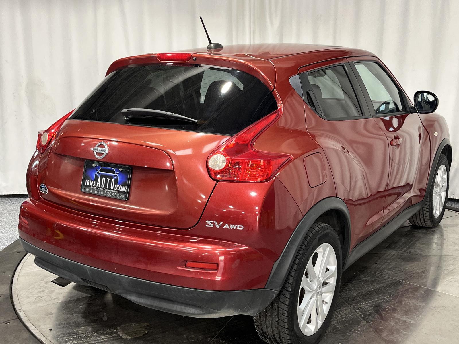 2012 Nissan Juke SV photo 7