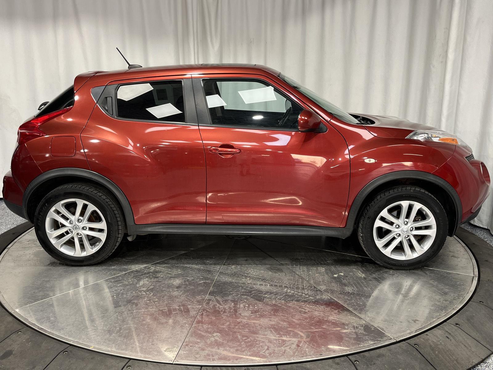 2012 Nissan Juke SV photo 8