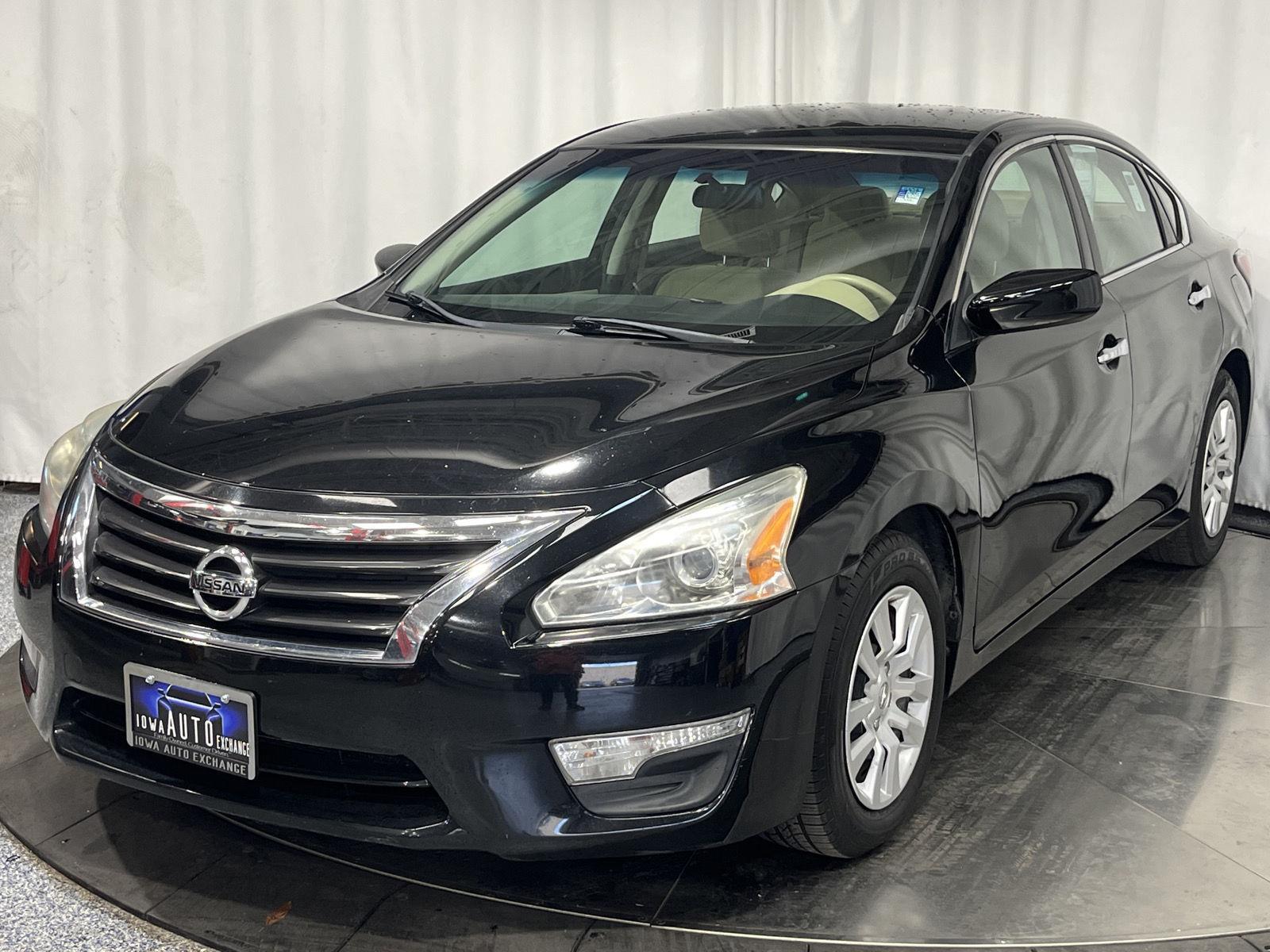 2015 Nissan Altima 2.5 S photo 2