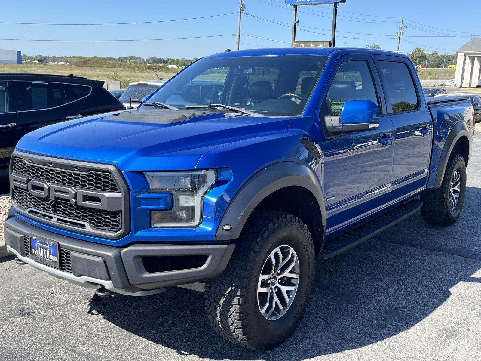 2017 Ford F-150 Raptor photo 3