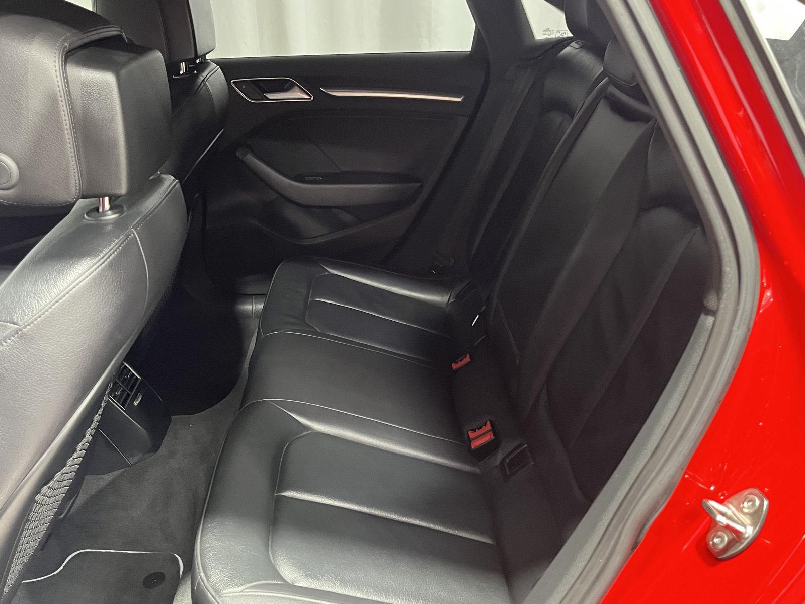 2015 Audi A3 2.0T Premium Plus photo 10