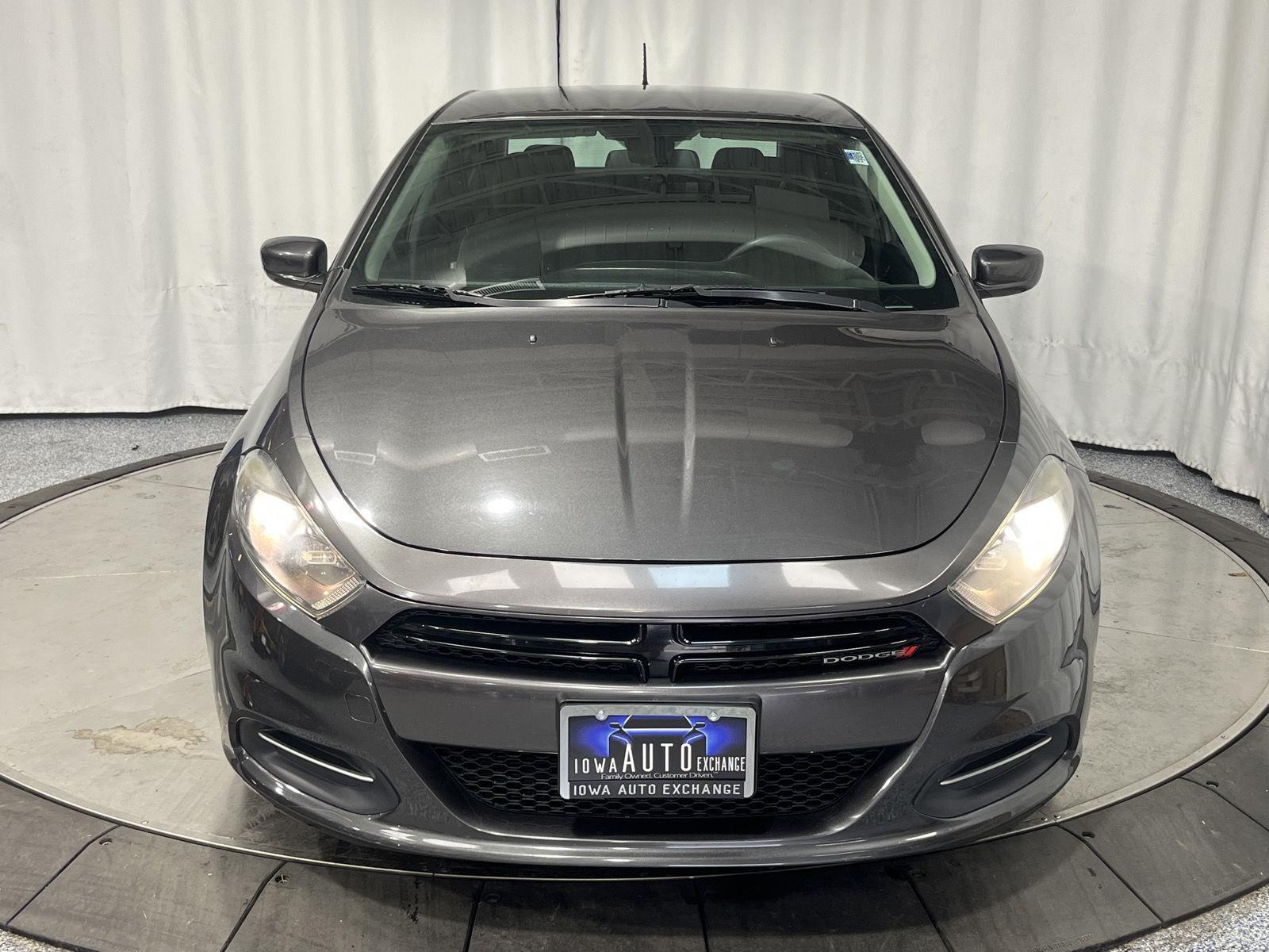 2016 Dodge Dart SXT photo 2