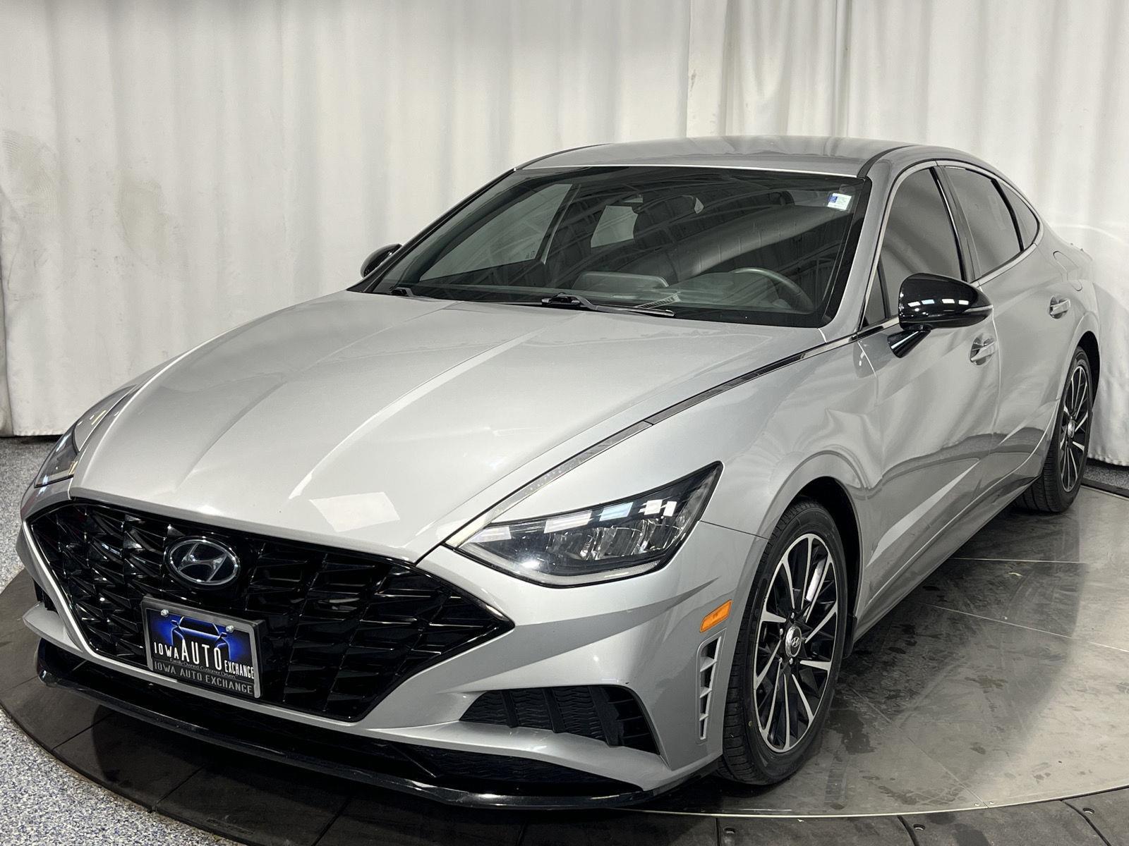 2020 Hyundai Sonata SEL Plus photo 3