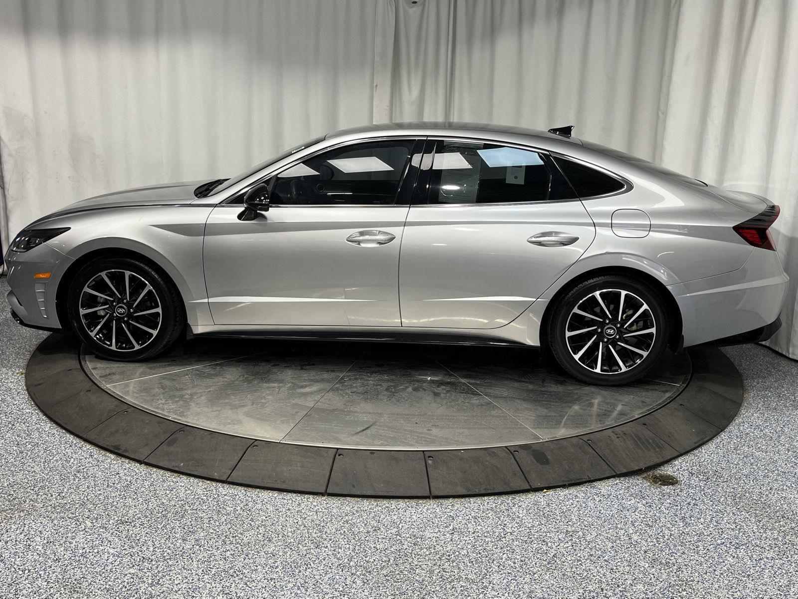 2020 Hyundai Sonata SEL Plus photo 4