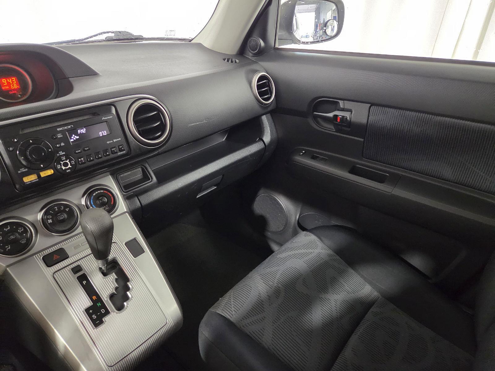 Photo 12