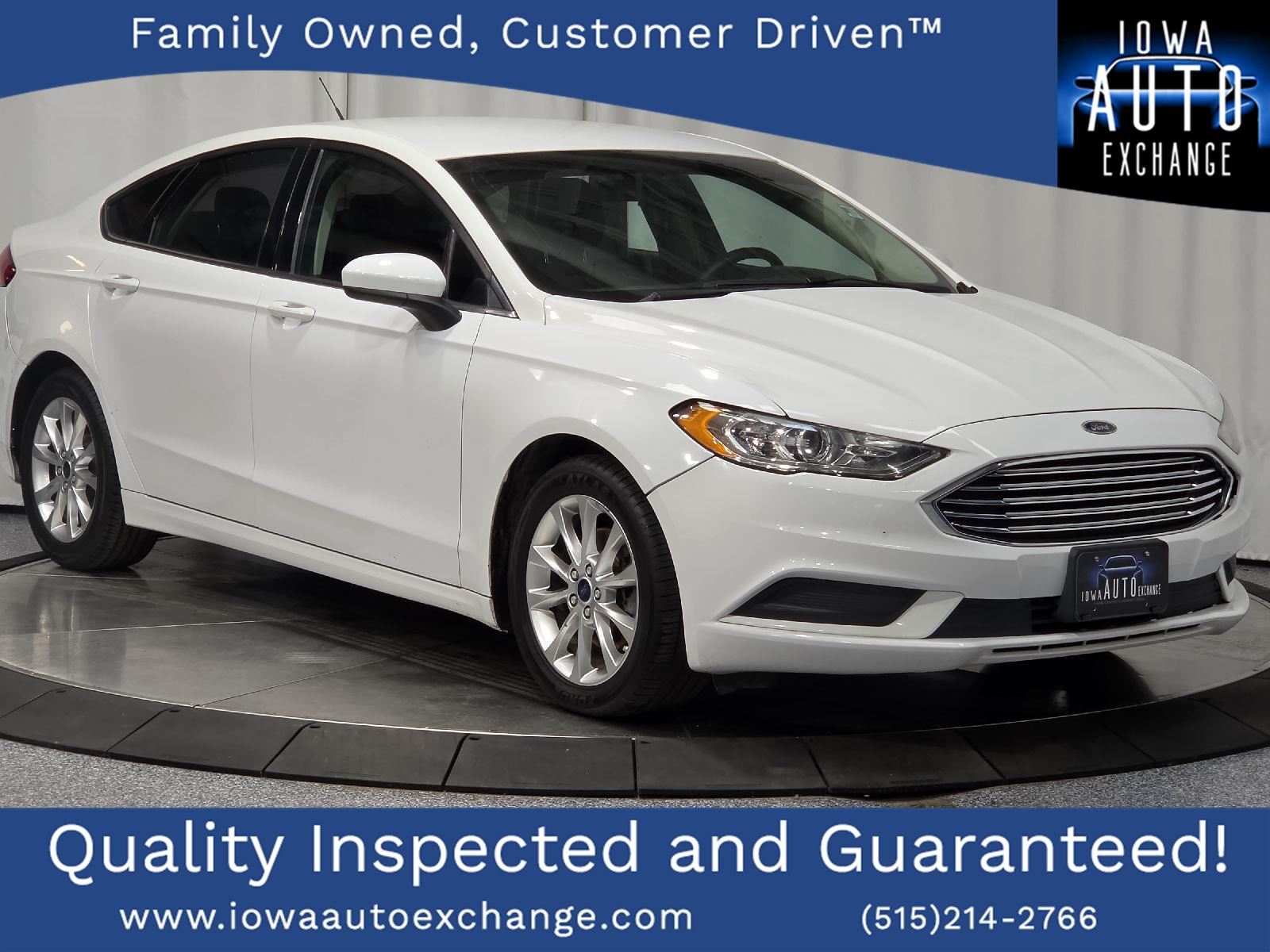 White Platinum Metallic Tri-Coat 2017 Ford Fusion Sedan Front-Wheel Drive Automatic