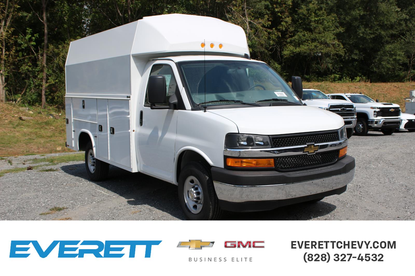 2025 Chevrolet Express Cutaway Work Van