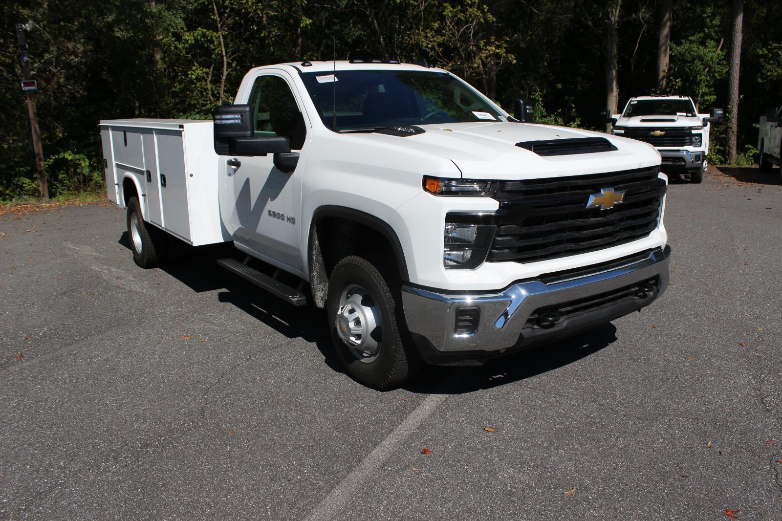 2025 Chevrolet Silverado 3500HD CC Work Truck