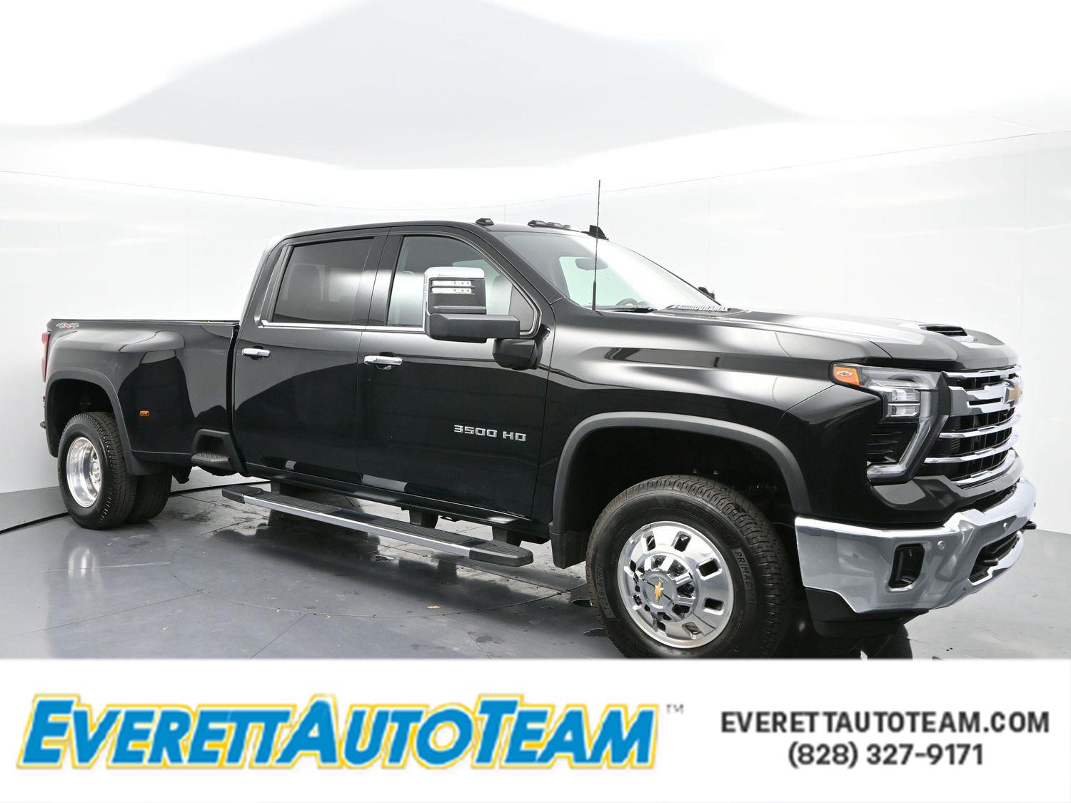 2025 Chevrolet Silverado 3500HD LTZ Crew Cab 4WD