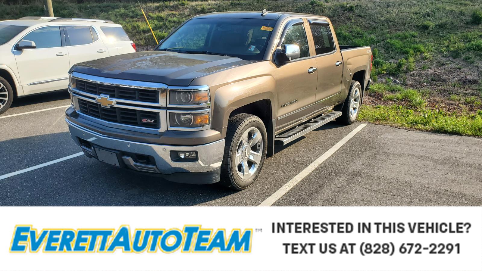 2014 Chevrolet Silverado 1500 LTZ Crew Cab 4WD Brownstone Metallic Camioneta Todo terreno 6 velocidades Automática