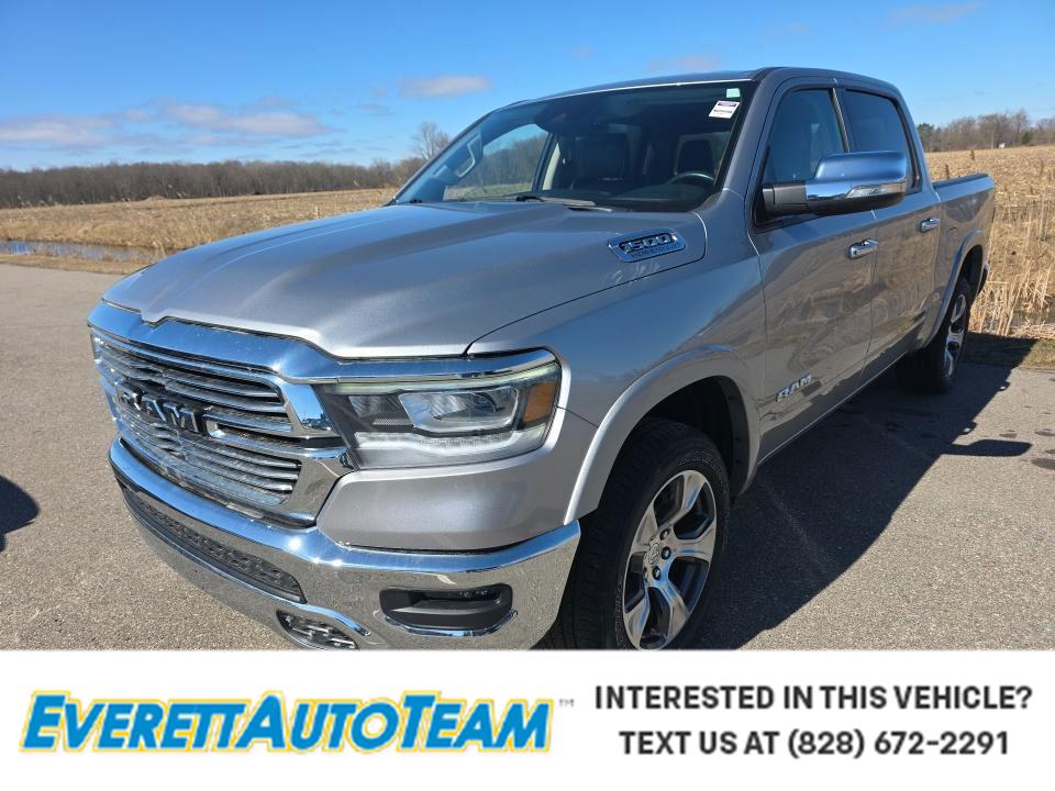 2022 RAM 1500 Laramie Crew Cab 4WD