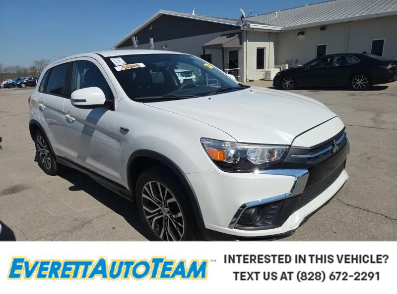 Diamond White Pearl 2018 Mitsubishi Outlander Sport ES SUV / Crossover Front-Wheel Drive Manual