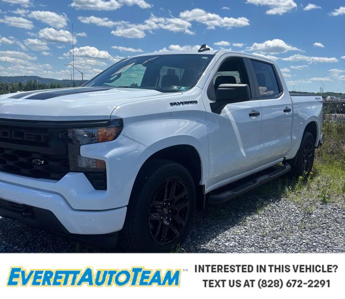 Summit White 2023 Chevrolet Silverado 1500 Pickup Truck Four-Wheel Drive 8-Speed Automatic
