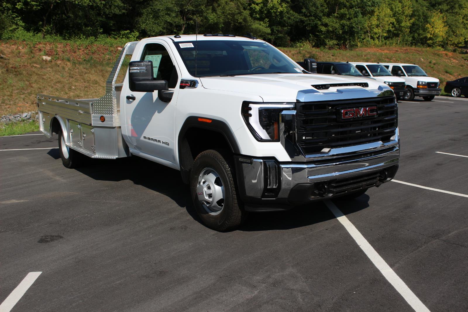 2026 GMC Sierra 3500HD Pro