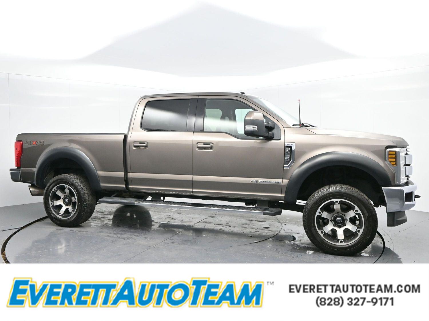 2018 Ford F-250 Super Duty Lariat Crew Cab 4WD