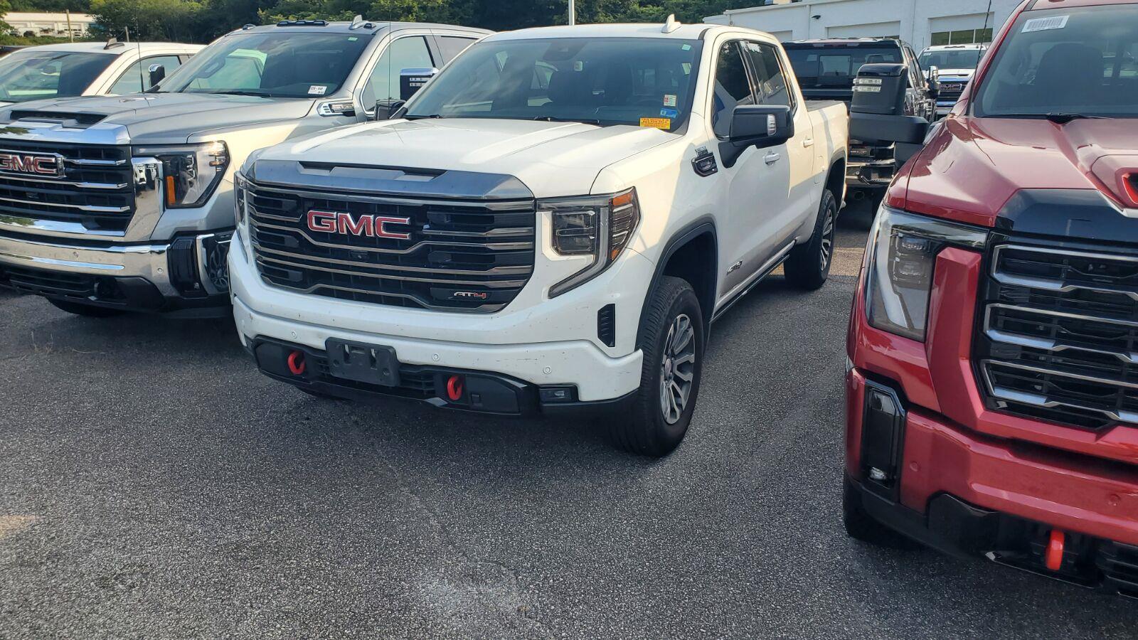 2023 GMC Sierra 1500 AT4