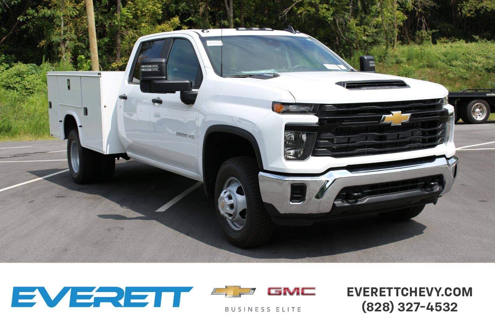 2026 Chevrolet Silverado 3500HD CC Work Truck