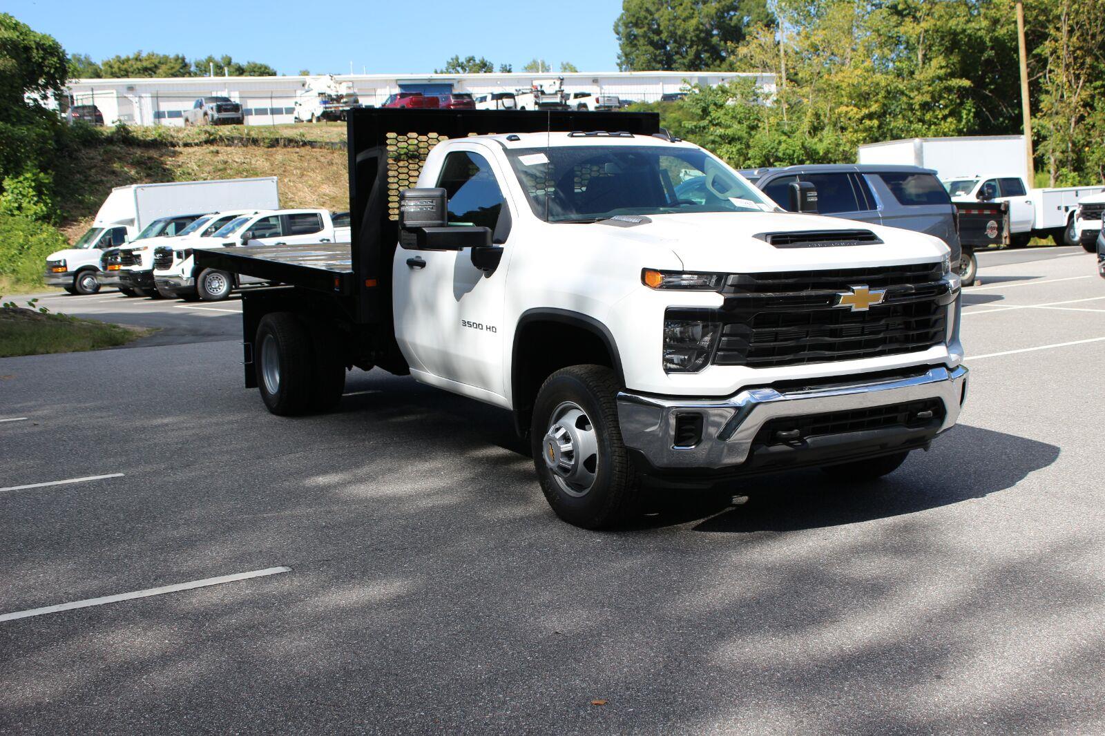 2026 Chevrolet Silverado 3500HD CC Work Truck