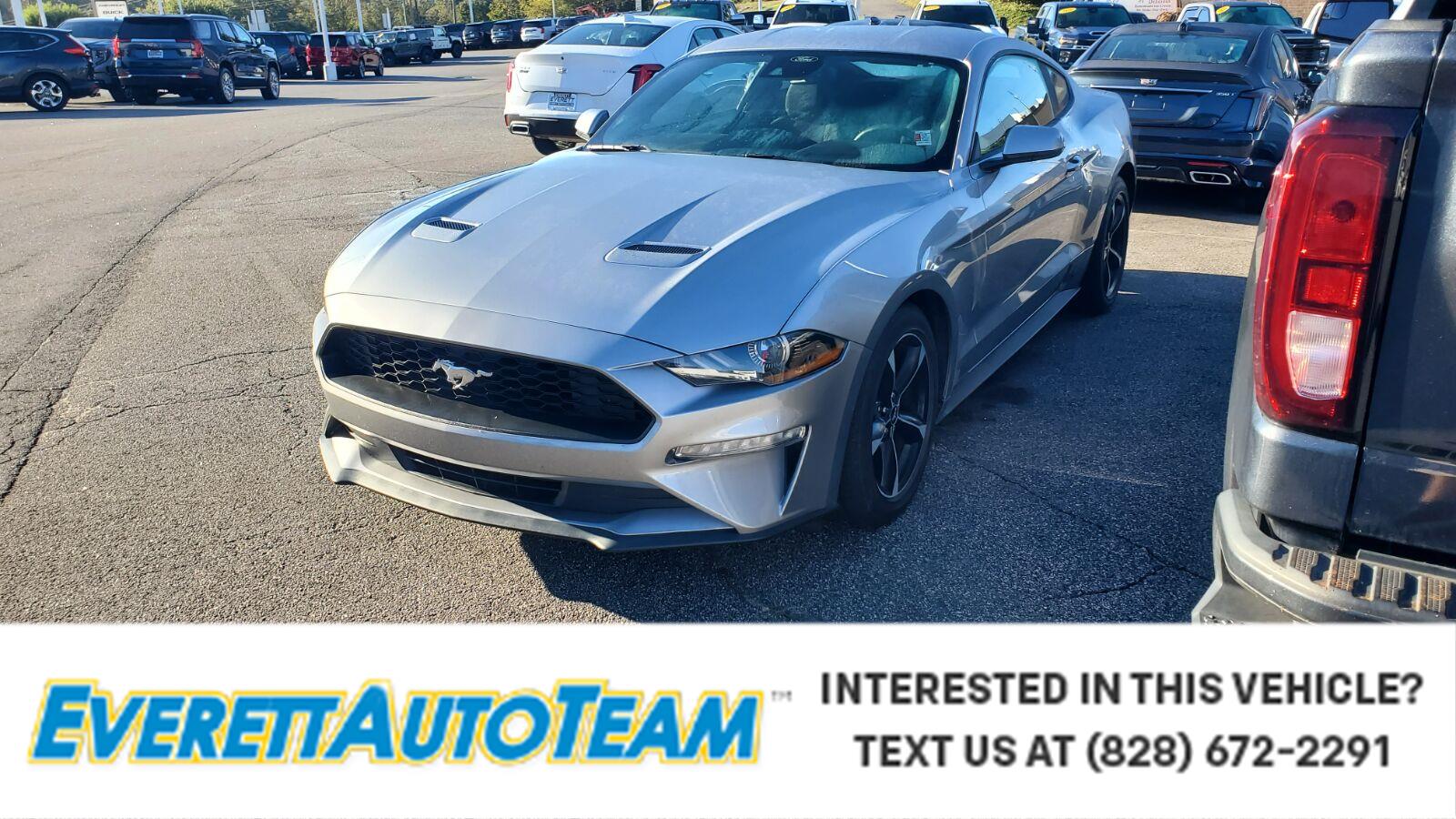 2022 Ford Mustang EcoBoost