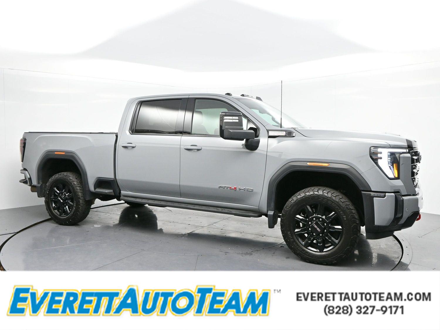 2024 GMC Sierra 3500HD AT4 Crew Cab 4WD