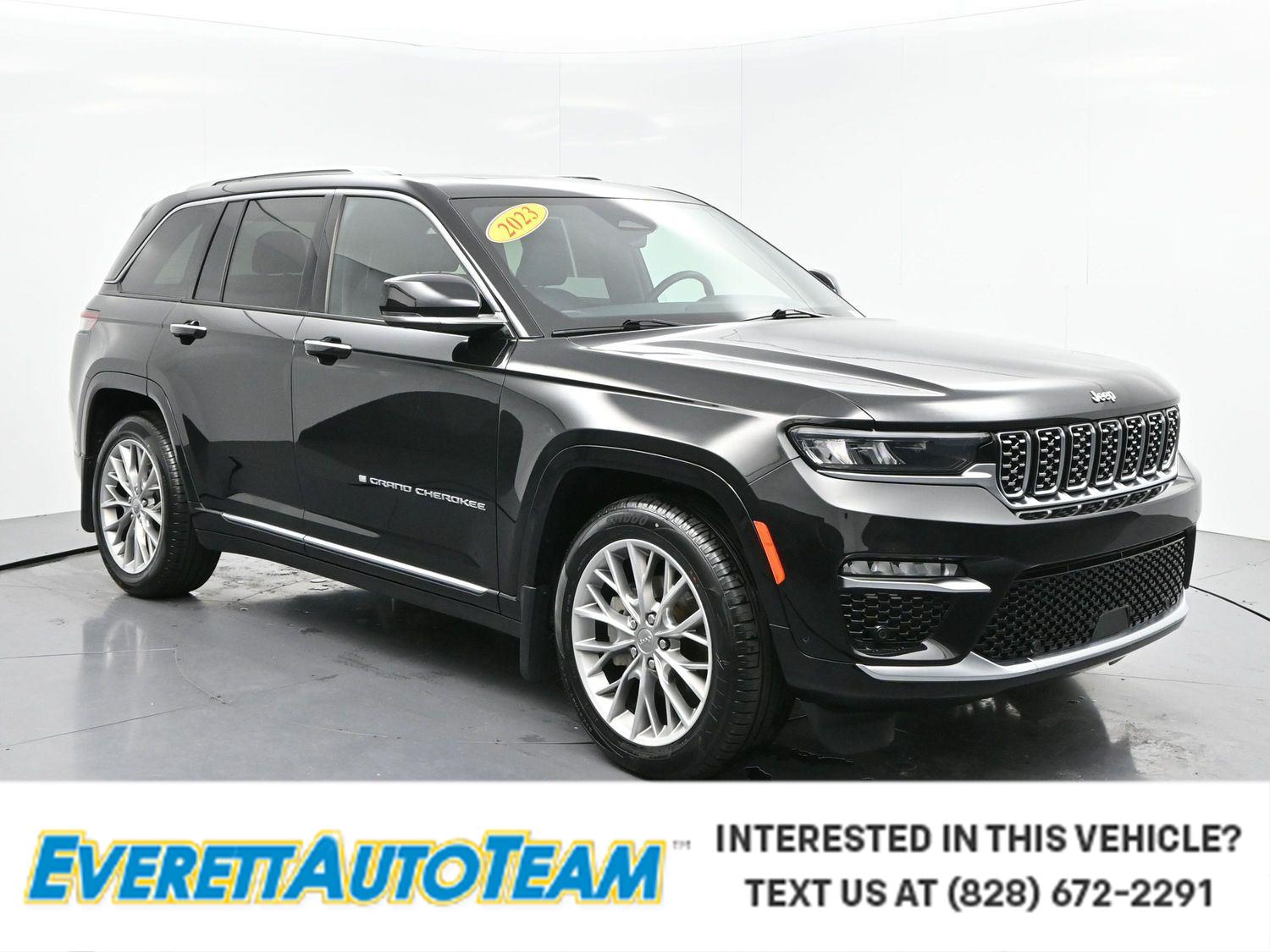 2023 Jeep Grand Cherokee Summit 4WD
