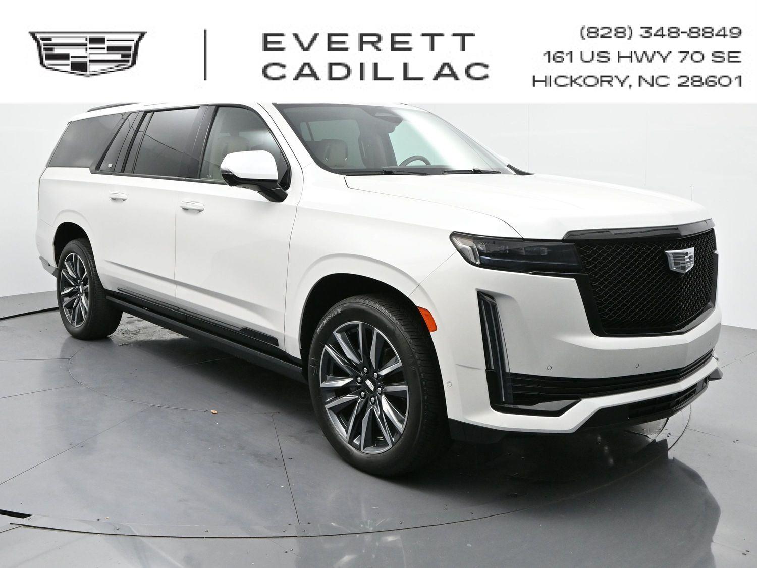 Crystal White Tricoat 2022 Cadillac Escalade ESV Sport Platinum 4WD SUV / Crossover Four-Wheel Drive Automatic