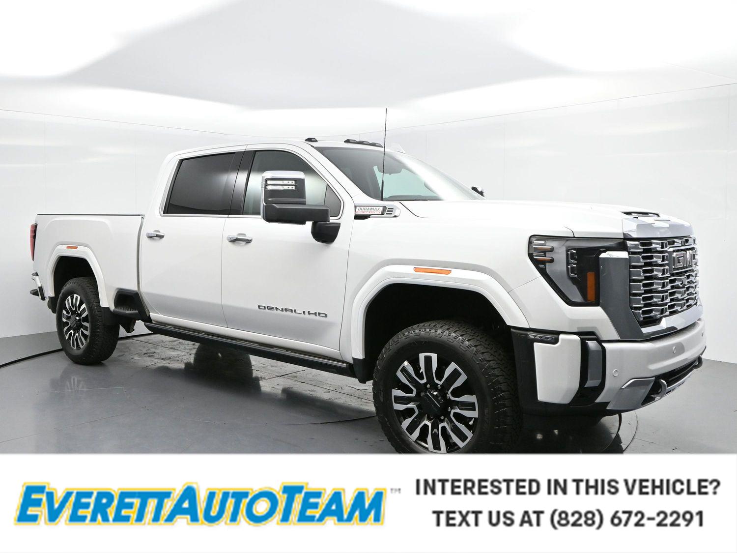White Frost Tricoat 2024 GMC Sierra 2500HD Denali Crew Cab 4WD Pickup Truck Four-Wheel Drive Automatic