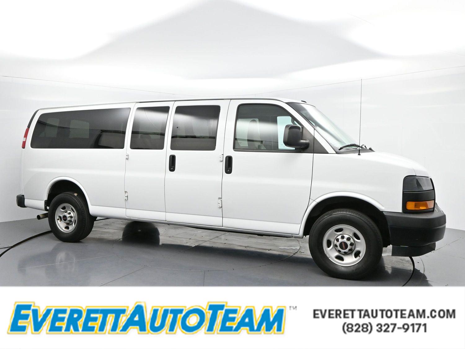 Summit White 2023 GMC Savana LS 3500 Extended RWD Van Rear-Wheel Drive 8-Speed Automatic