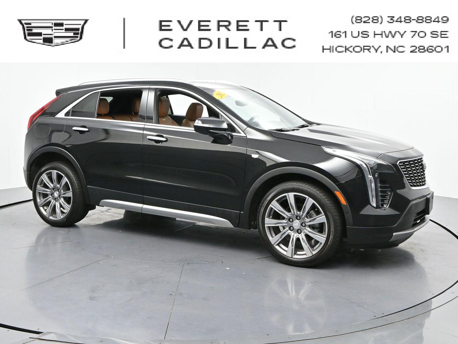 Stellar Black Metallic 2022 Cadillac XT4 SUV / Crossover Four-Wheel Drive 9-Speed Automatic