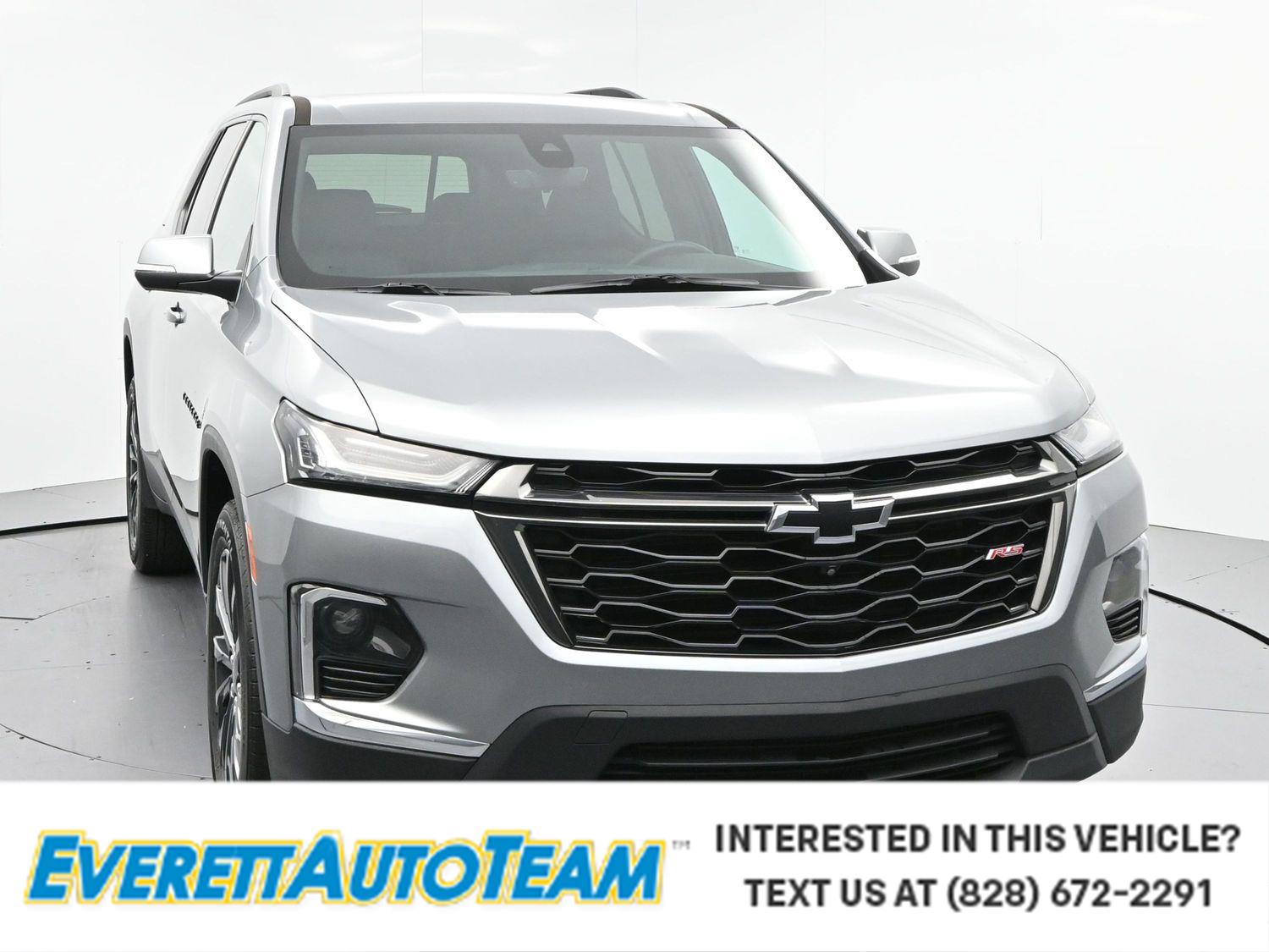 Sterling Gray Metallic 2023 Chevrolet Traverse SUV / Crossover Front-Wheel Drive 9-Speed Automatic