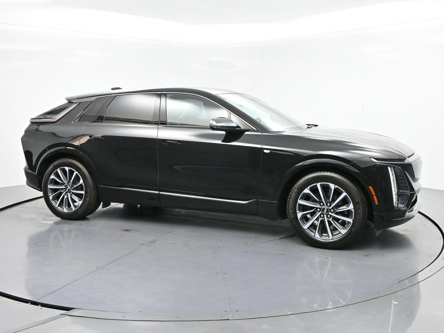 2024 Cadillac LYRIQ Sport