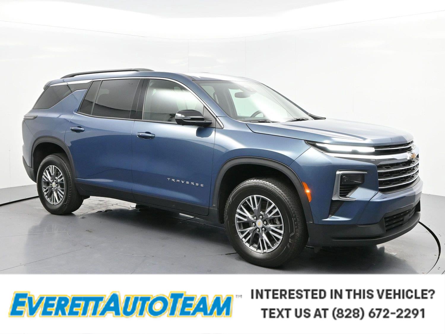 2024 Chevrolet Traverse FWD LT