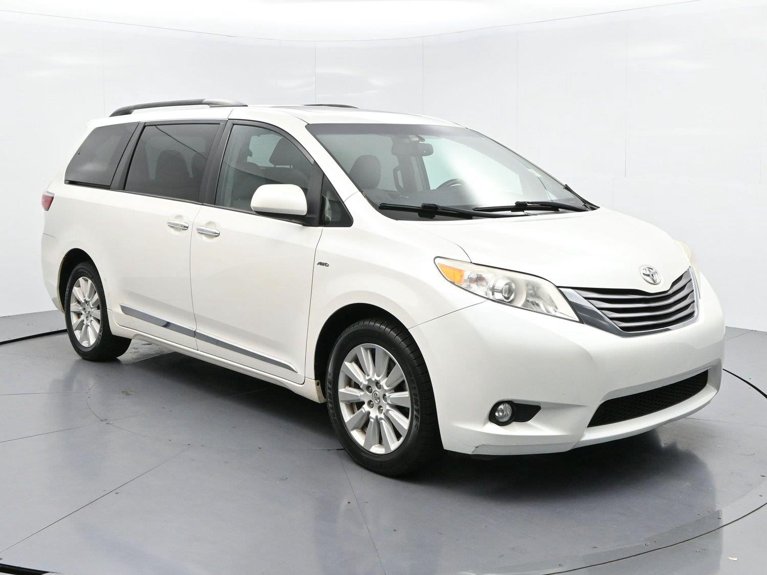 2017 Toyota Sienna XLE