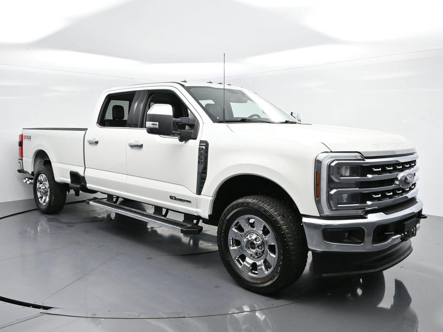 2025 Ford Super Duty F-350 SRW LARIAT