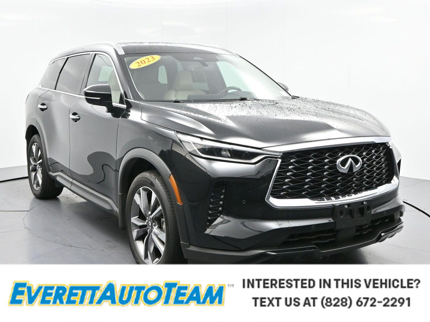2023 INFINITI QX60 LUXE