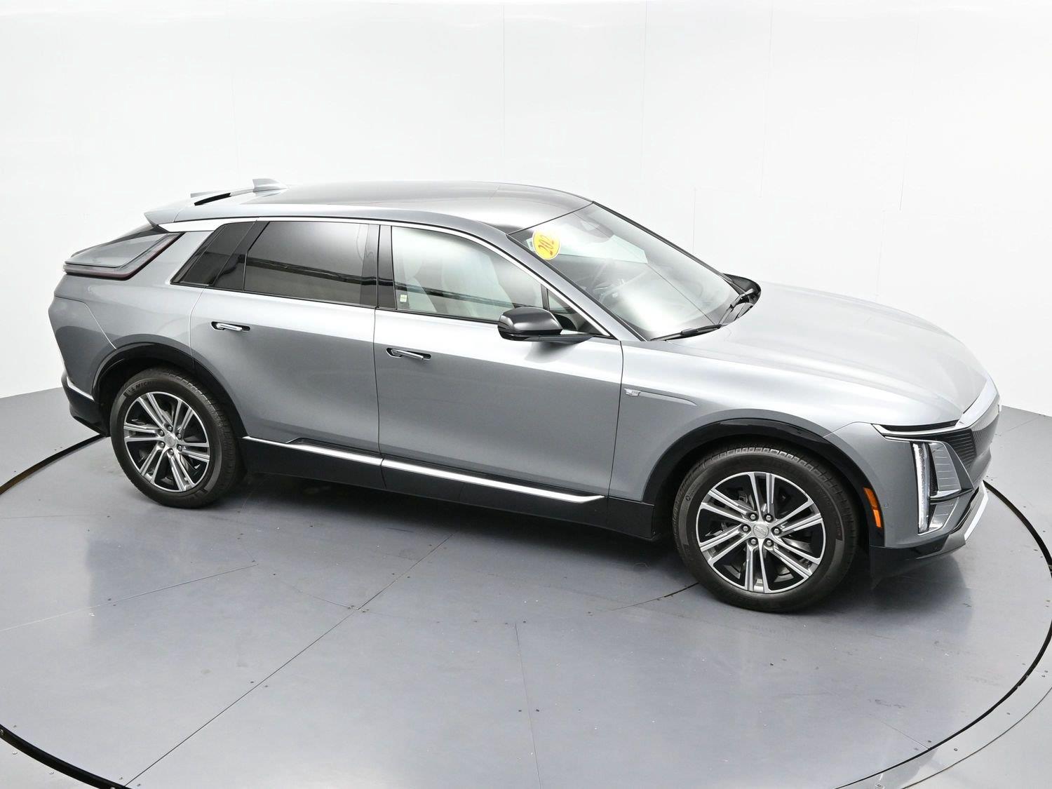 Used 2024 Argent Silver Metallic Cadillac Luxury 1 image 34